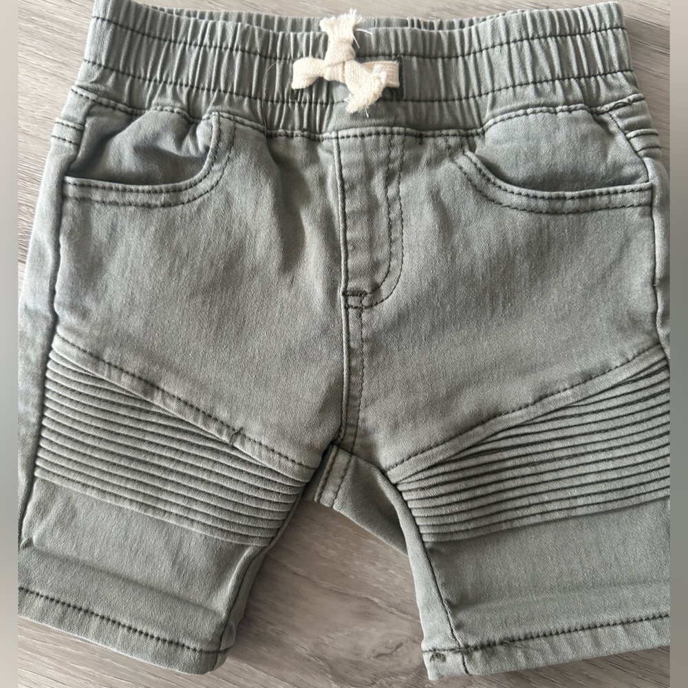 Cotton On Kids Baby Green/Gray Moto Jean Shorts Size 6-12 months!